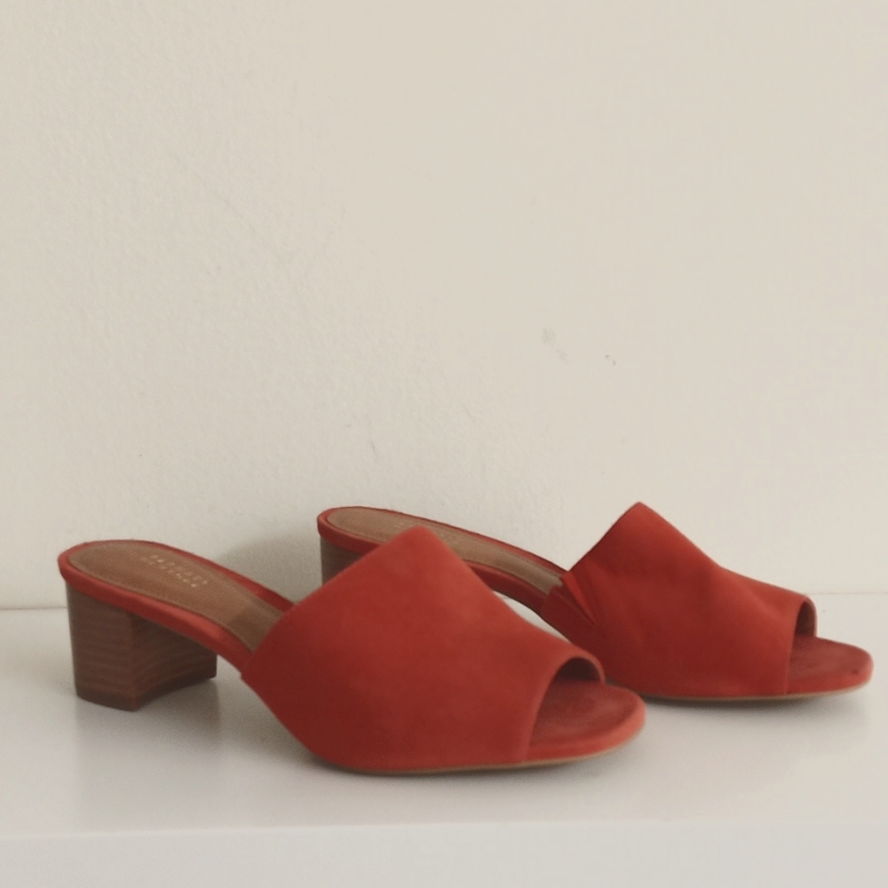 Barneys New York Suede Commute Peep Toe Mule Sandals Size 7
